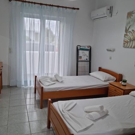 Red Rose Apartment Kampos  ภายนอก รูปภาพ